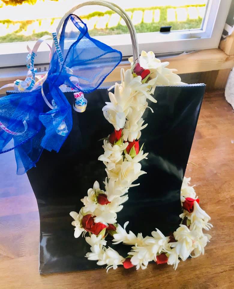 Lei's ~ Click here to select Lei of Choice