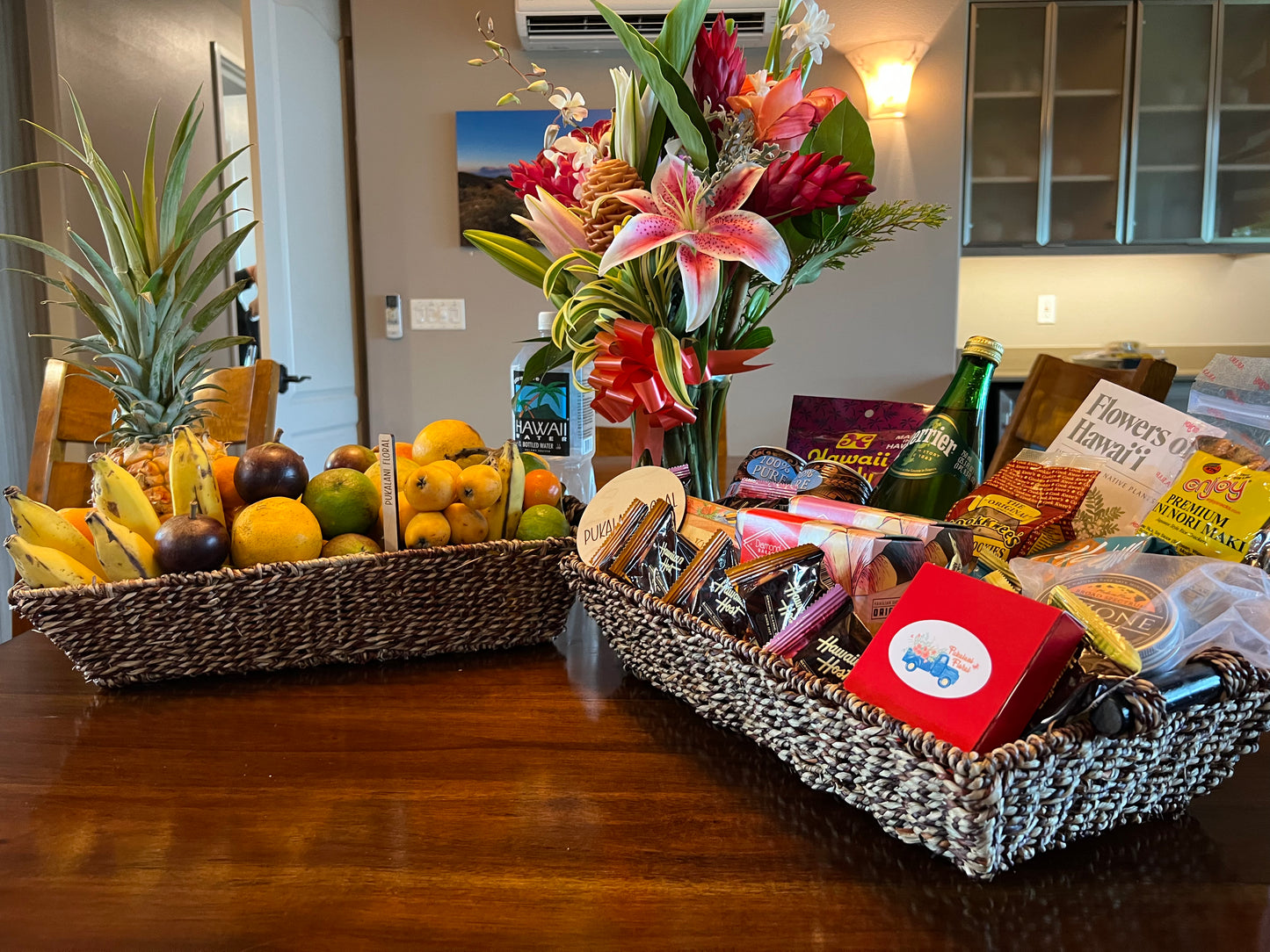 Pukalani Floral Lux Gift Basket Set