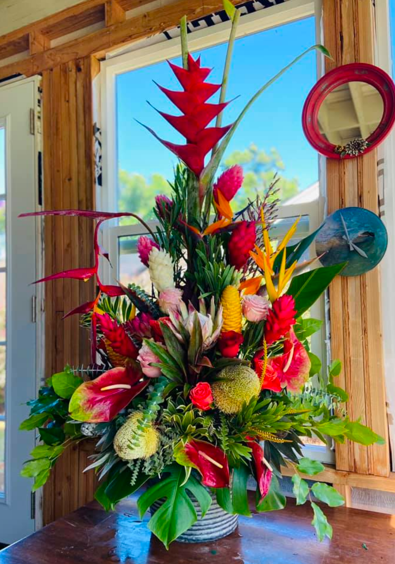 Aloha ʻĀina ~ Tropical Designer's Choice